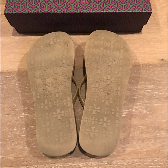 Tory Burch wedge Sandle size 7.5 - Picture 3 of 3